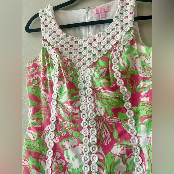 Size 2 Lilly Pulitzer Shift Dress - Picture 2 of 4